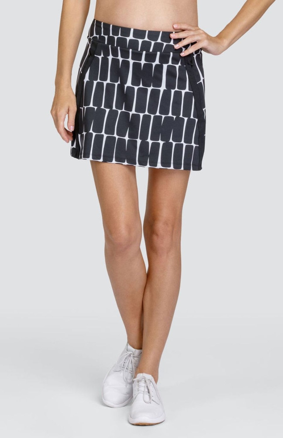 Golf Tail Activewear Skirts And Skorts | Mckay 17" Skort - Checkered Geo